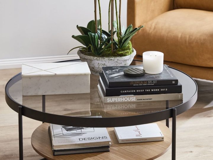 A WELL-DRESSED COFFEE TABLE